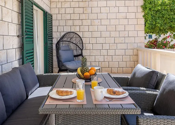 Διαμέρισμα Jelavic